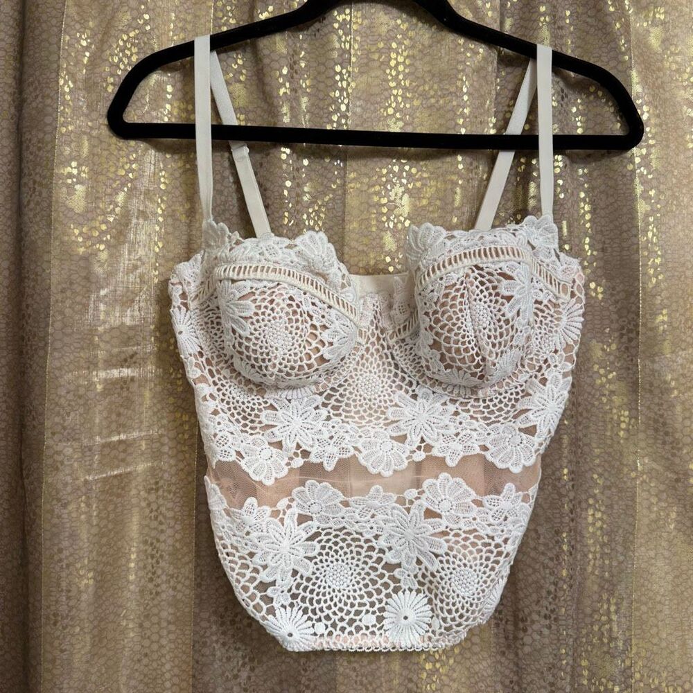 Victorias Secret Dream Angels White Embroidered Bustier Coquette Top 36C
